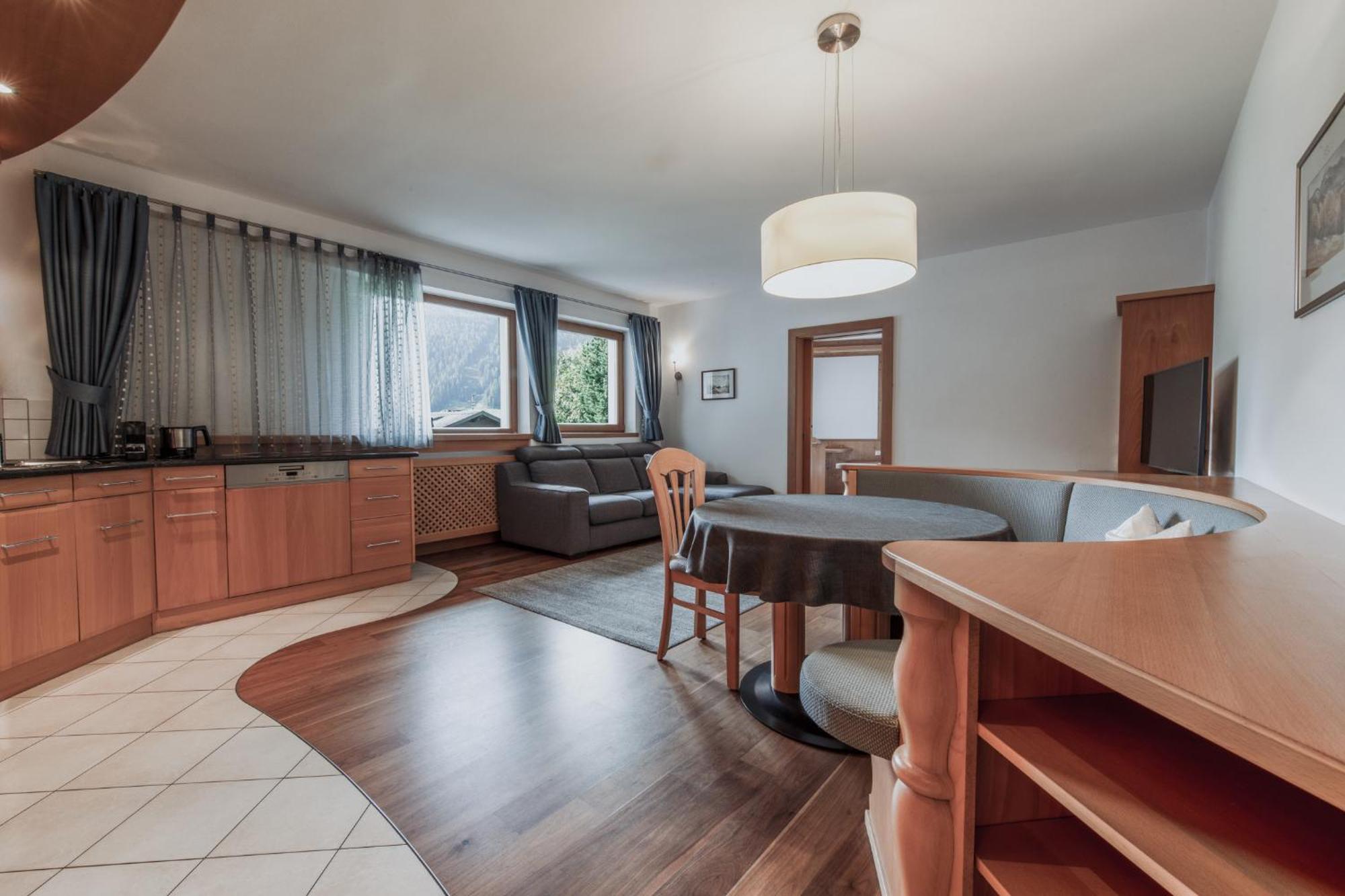 Apartments Sunela Σέλβα ντι Βαλ Γκαρντένα Εξωτερικό φωτογραφία